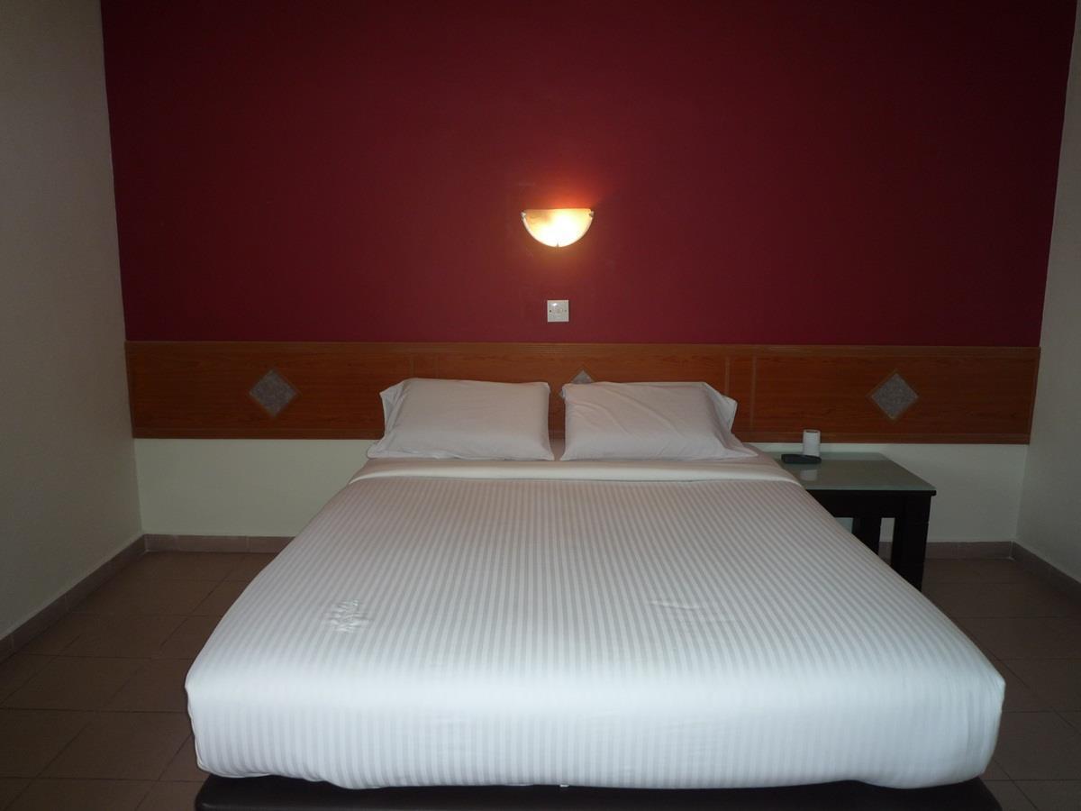 Lotus Hotel Johor Bahru Ngoại thất bức ảnh